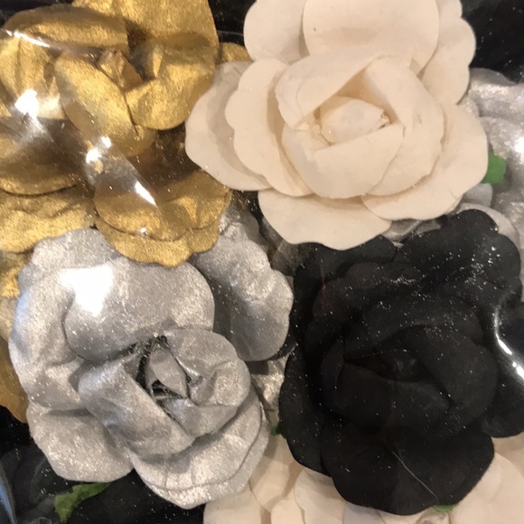 Brand new Recollections graduation paper flowers - Picture 2 of 3